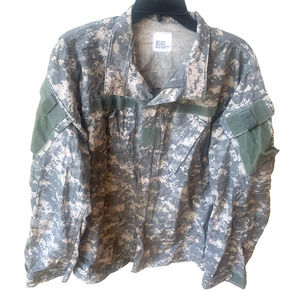 US Army Combat Uniform Coat Shirt ACU Cotton Blend Non FR UCP sz MR - READ